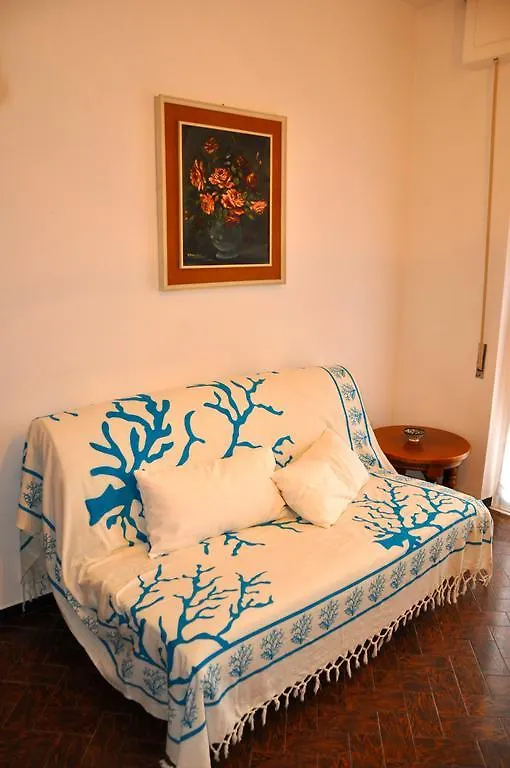 Olivia Apartment Levanto Italy